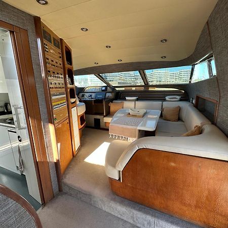 圣阿德里安-德贝索斯 Yacht 20Metros酒店 外观 照片